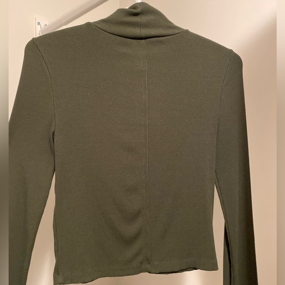 Aritzia Wilfred Turtleneck Green Size S - Picture 2 of 2
